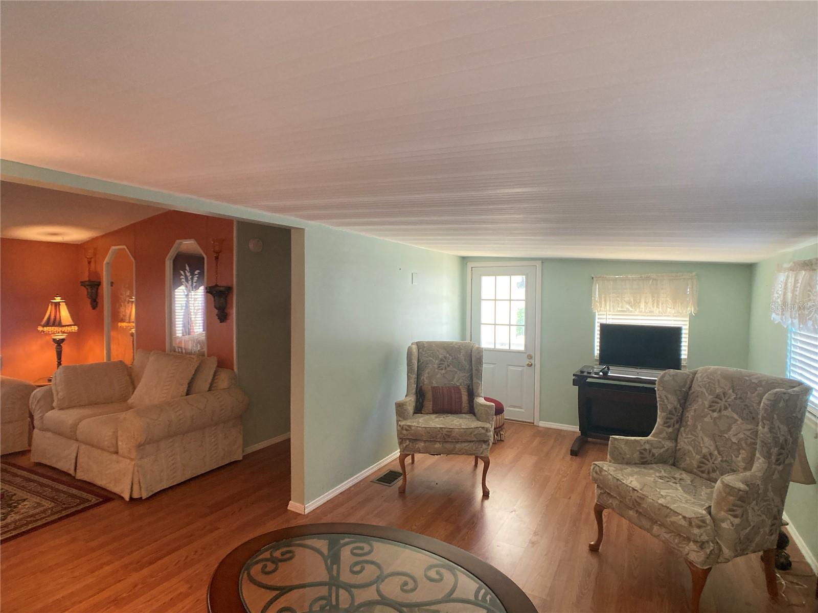 Image 10 of 34 For 1710 7th Street Sw 44