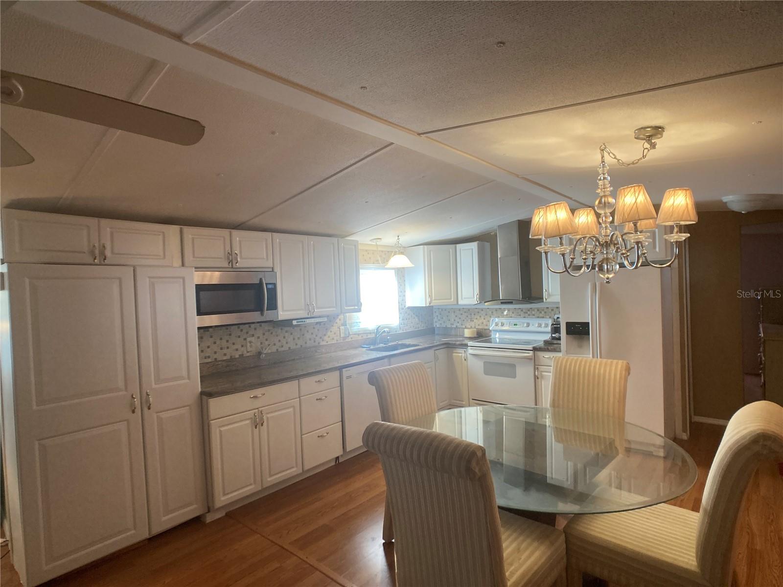 Image 16 of 34 For 1710 7th Street Sw 44