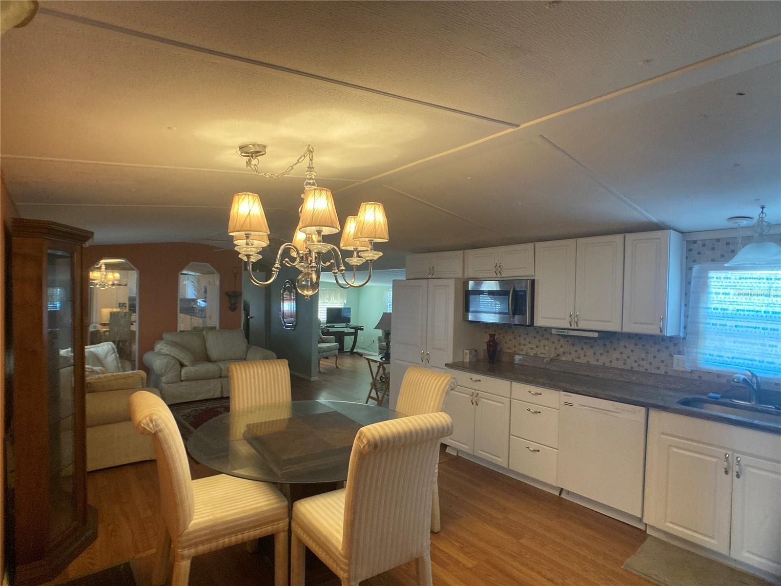 Image 17 of 34 For 1710 7th Street Sw 44