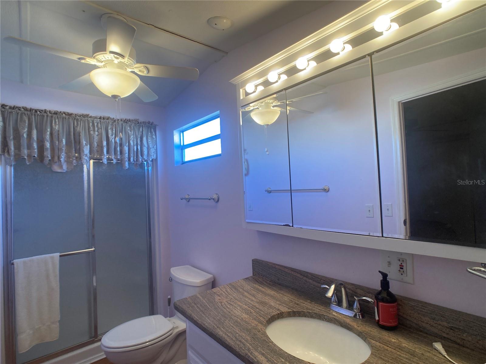 Image 24 of 34 For 1710 7th Street Sw 44