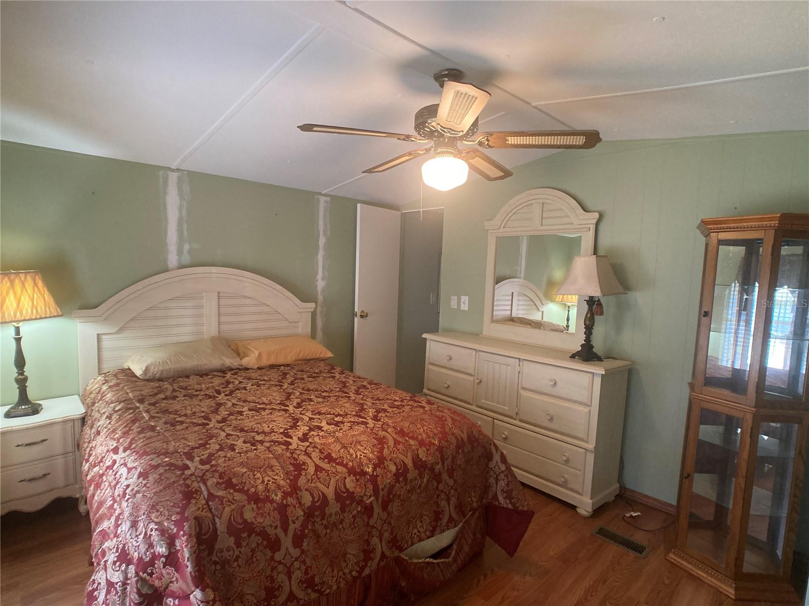 Image 27 of 34 For 1710 7th Street Sw 44