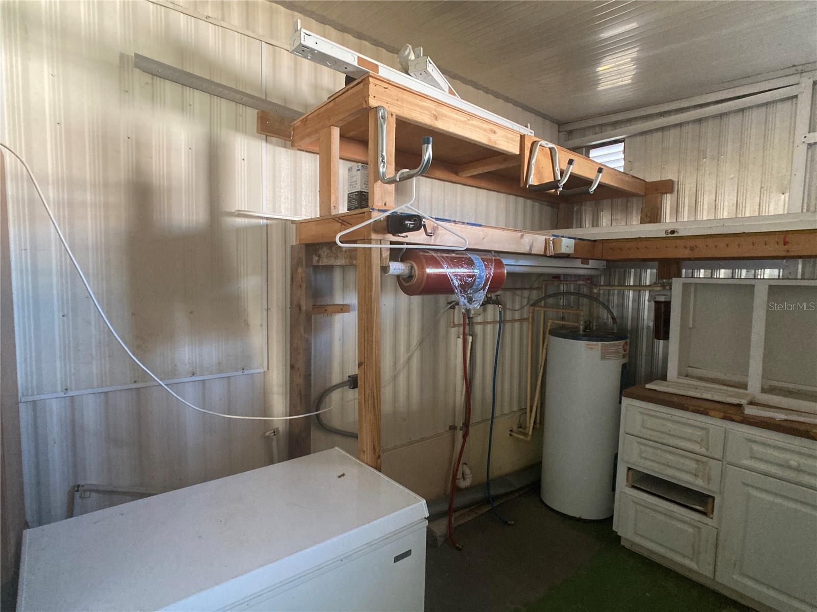 Image 30 of 34 For 1710 7th Street Sw 44