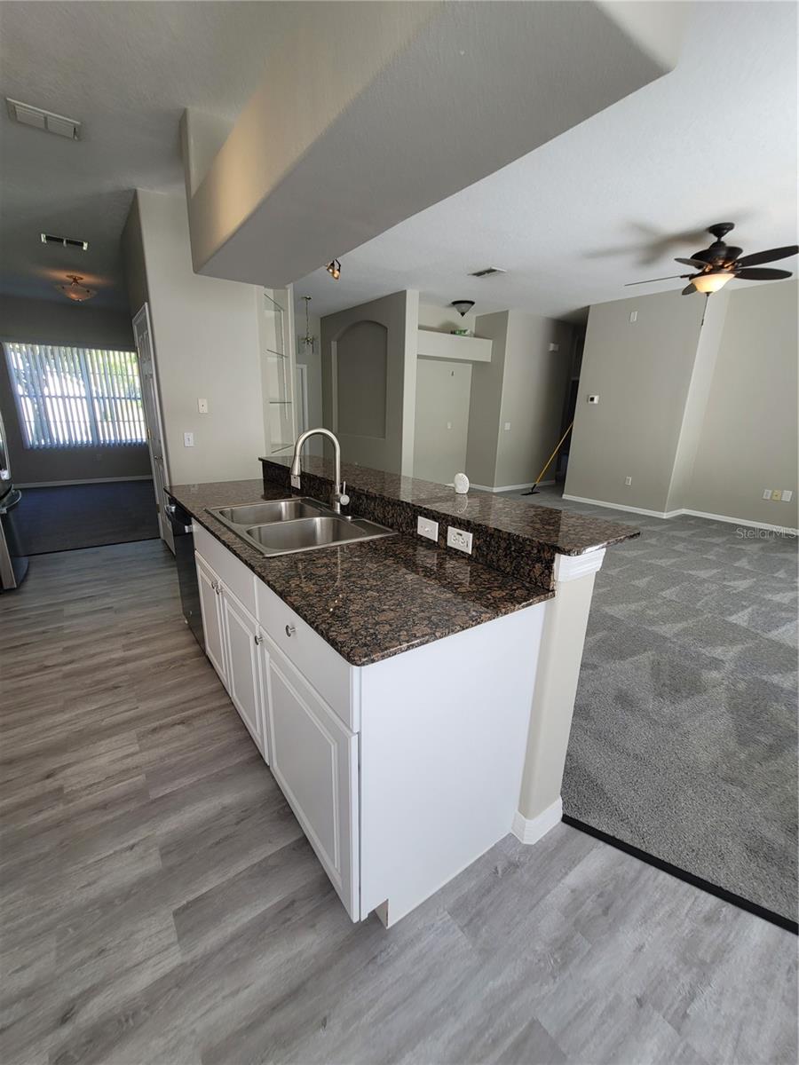 Image 21 of 39 For 13276 Bainbridge Way