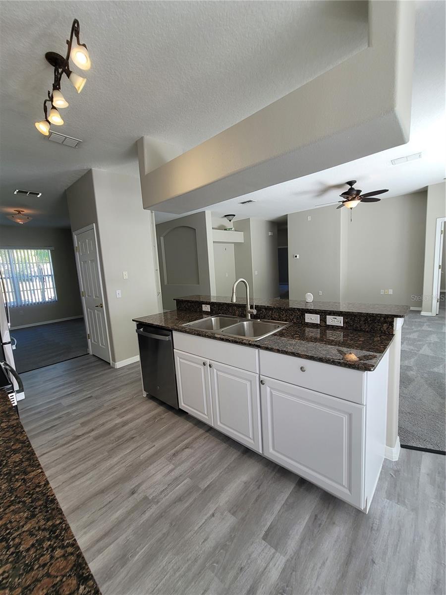 Image 24 of 39 For 13276 Bainbridge Way