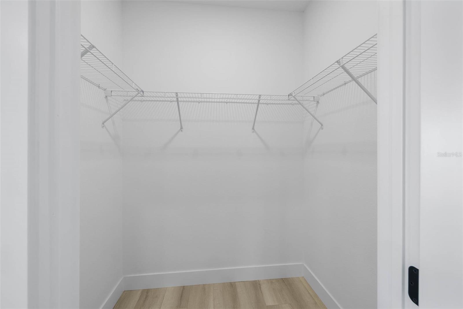 Image 17 of 38 For 3380 Holly Springs Drive