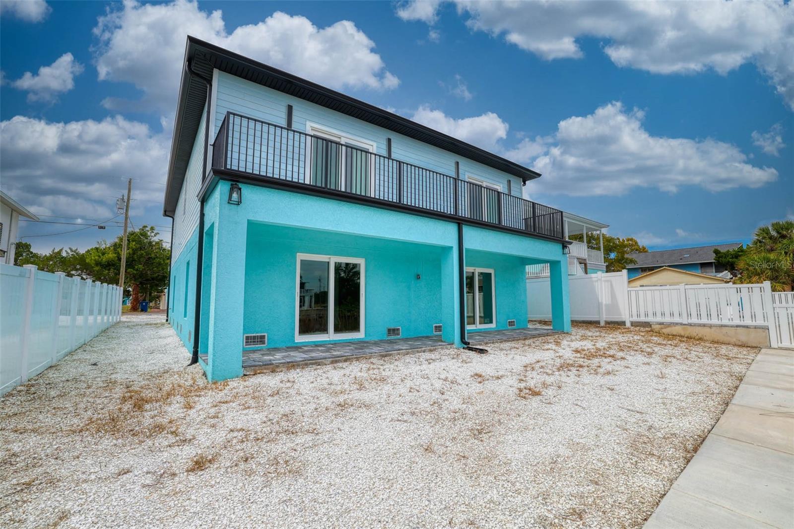 Image 4 of 38 For 3380 Holly Springs Drive