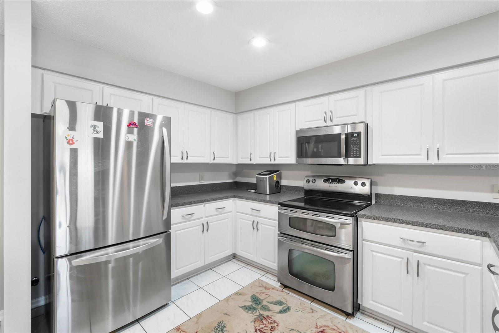 Image 8 of 20 For 23215 Club Villas Drive