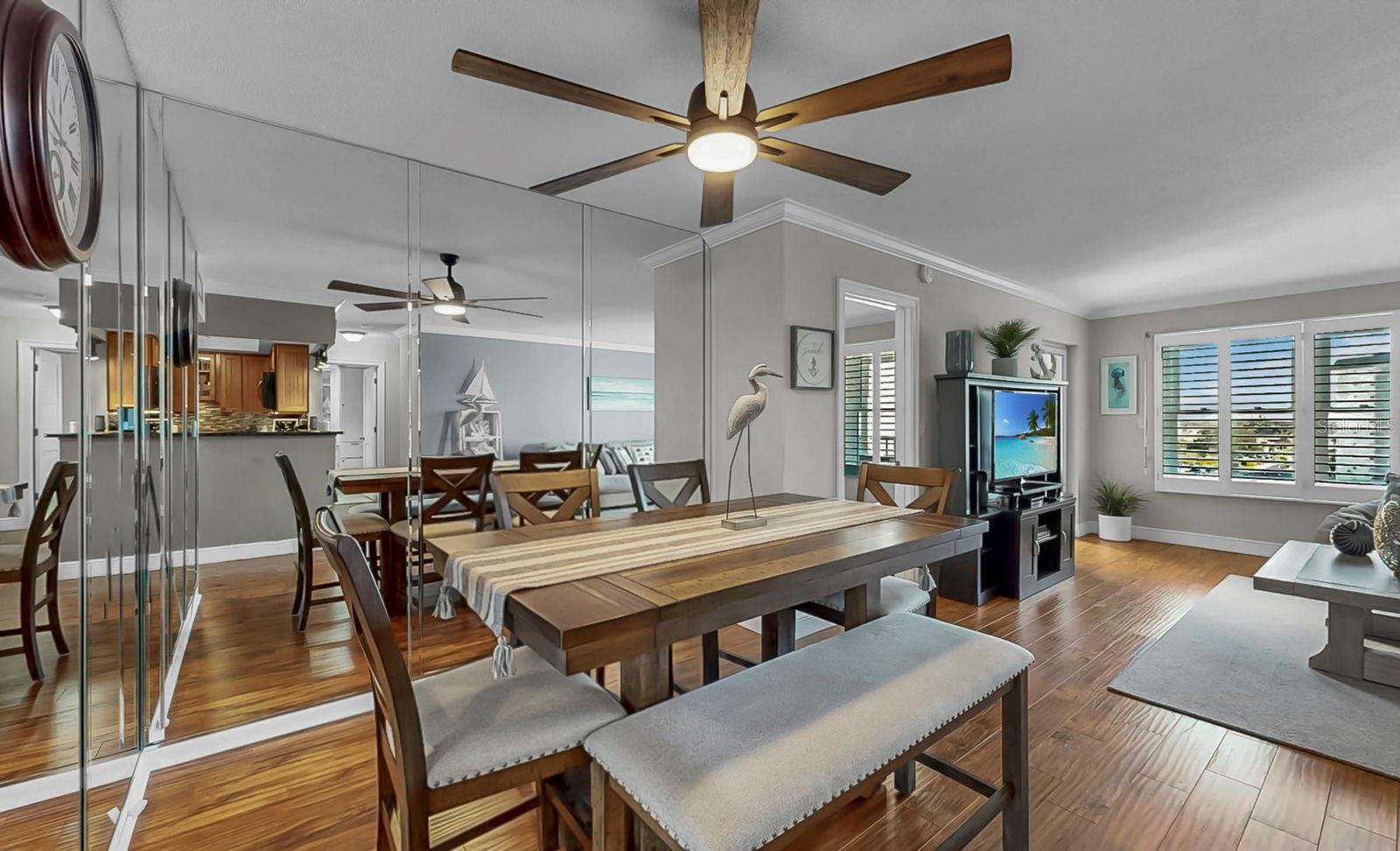 Image 13 of 42 For 5220 Brittany Drive S 603