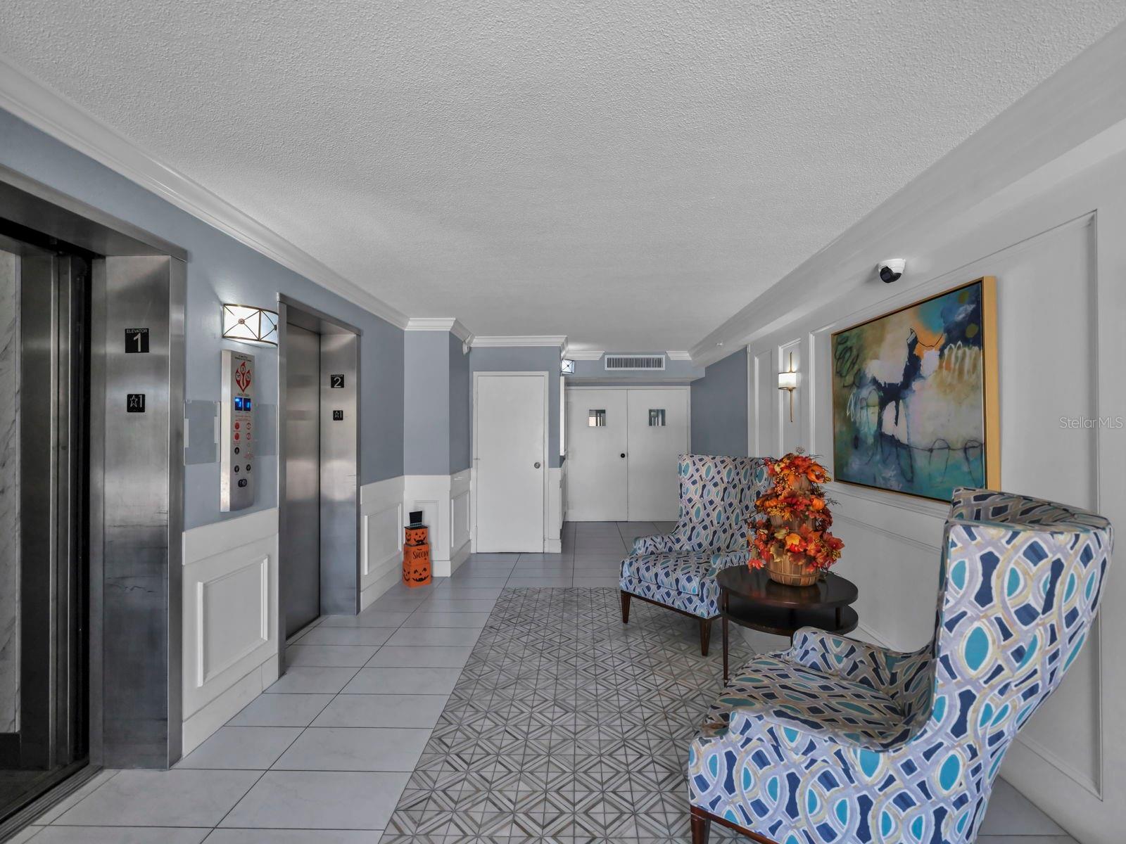 Image 5 of 42 For 5220 Brittany Drive S 603