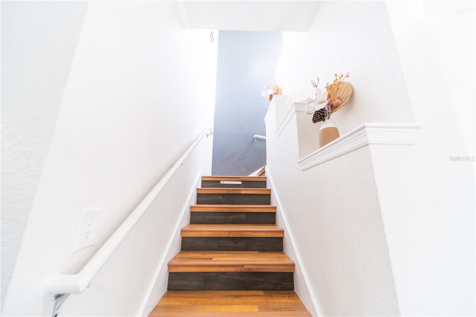 Image 15 of 34 For 6133 Metrowest Boulevard 105