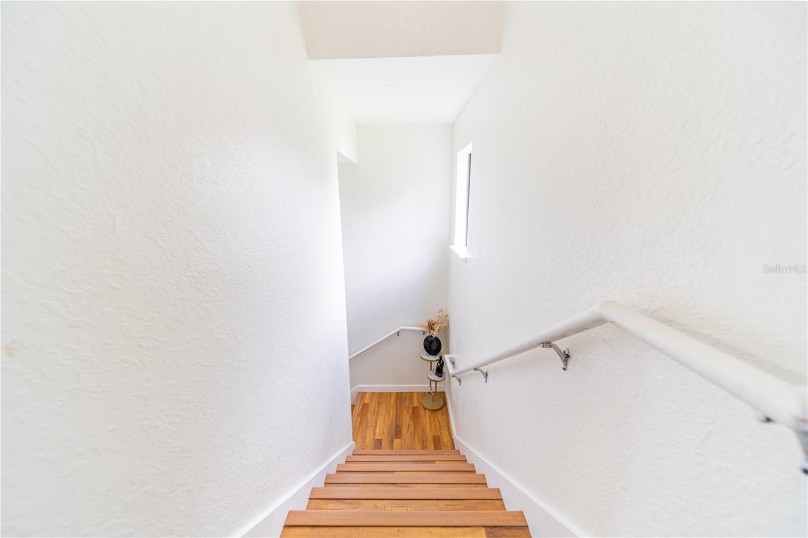 Image 17 of 34 For 6133 Metrowest Boulevard 105