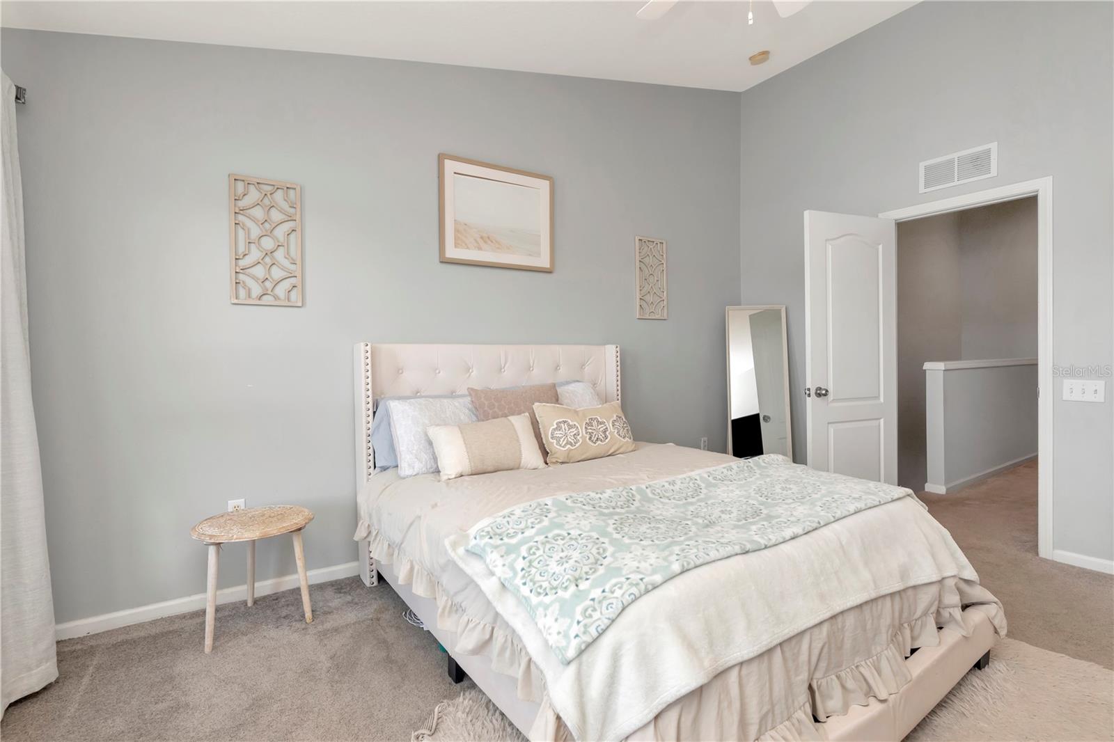 Image 18 of 38 For 4855 Pond Ridge Drive