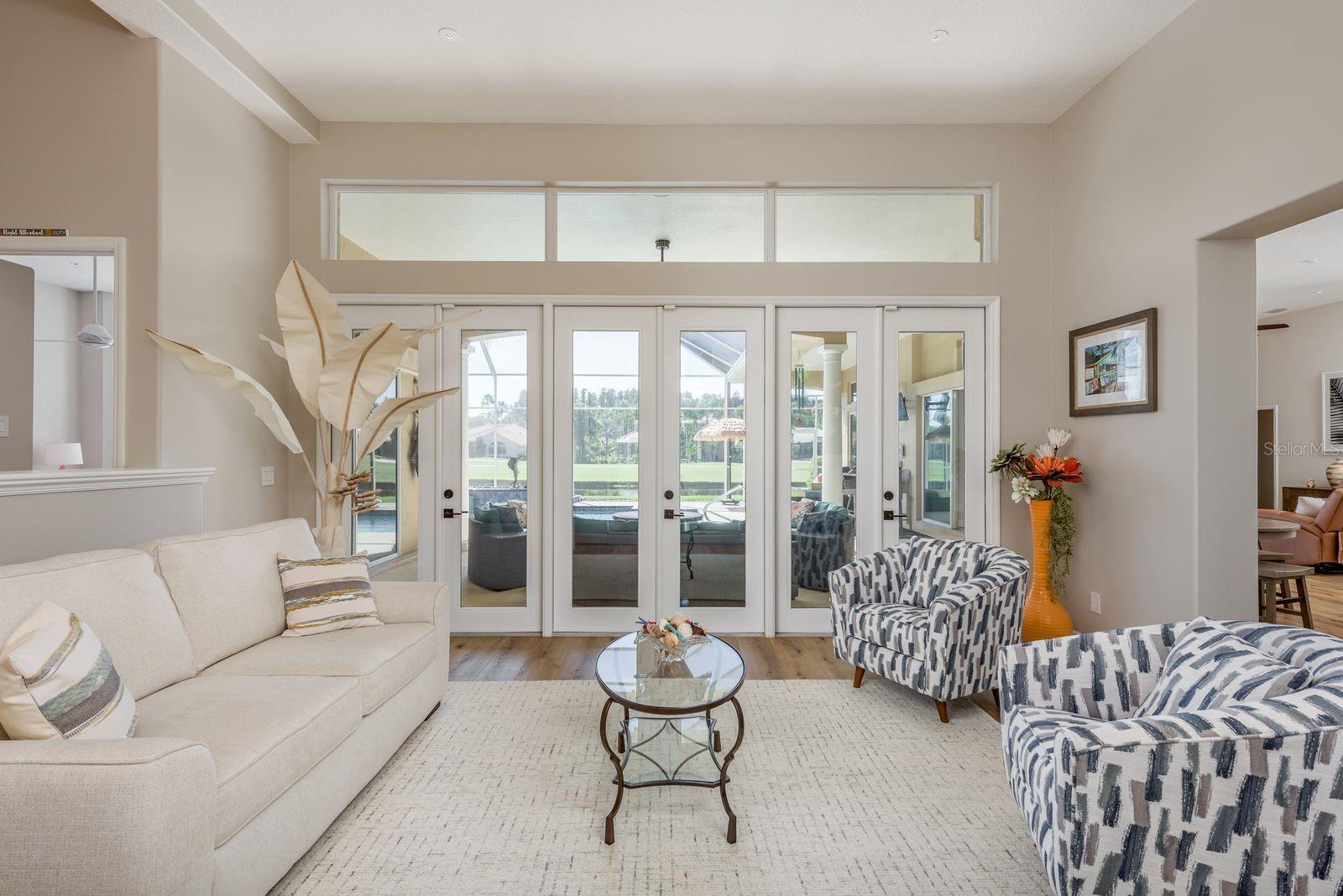 Listing photo id 10 for 10203 Radcliffe Drive