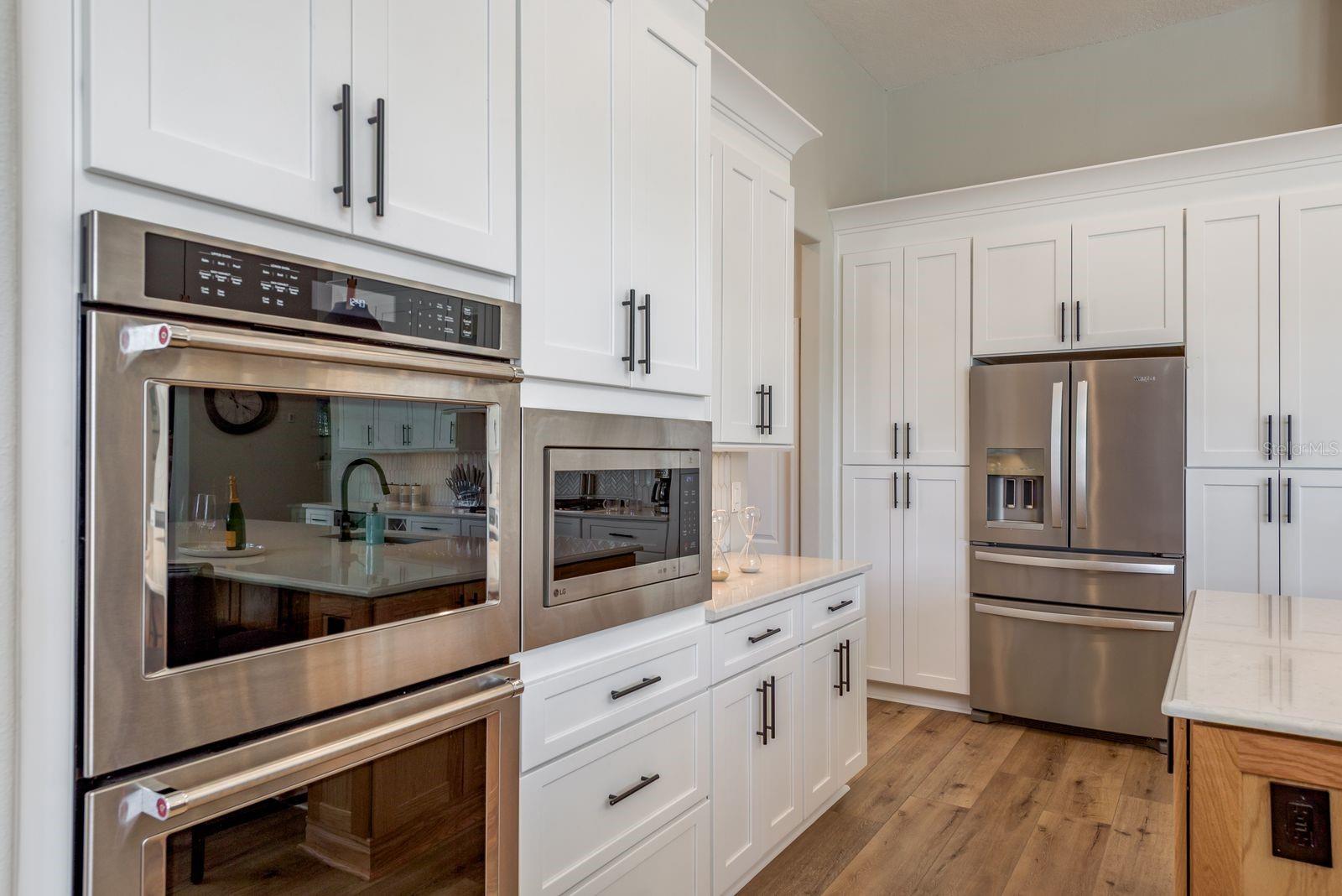 Listing photo id 24 for 10203 Radcliffe Drive