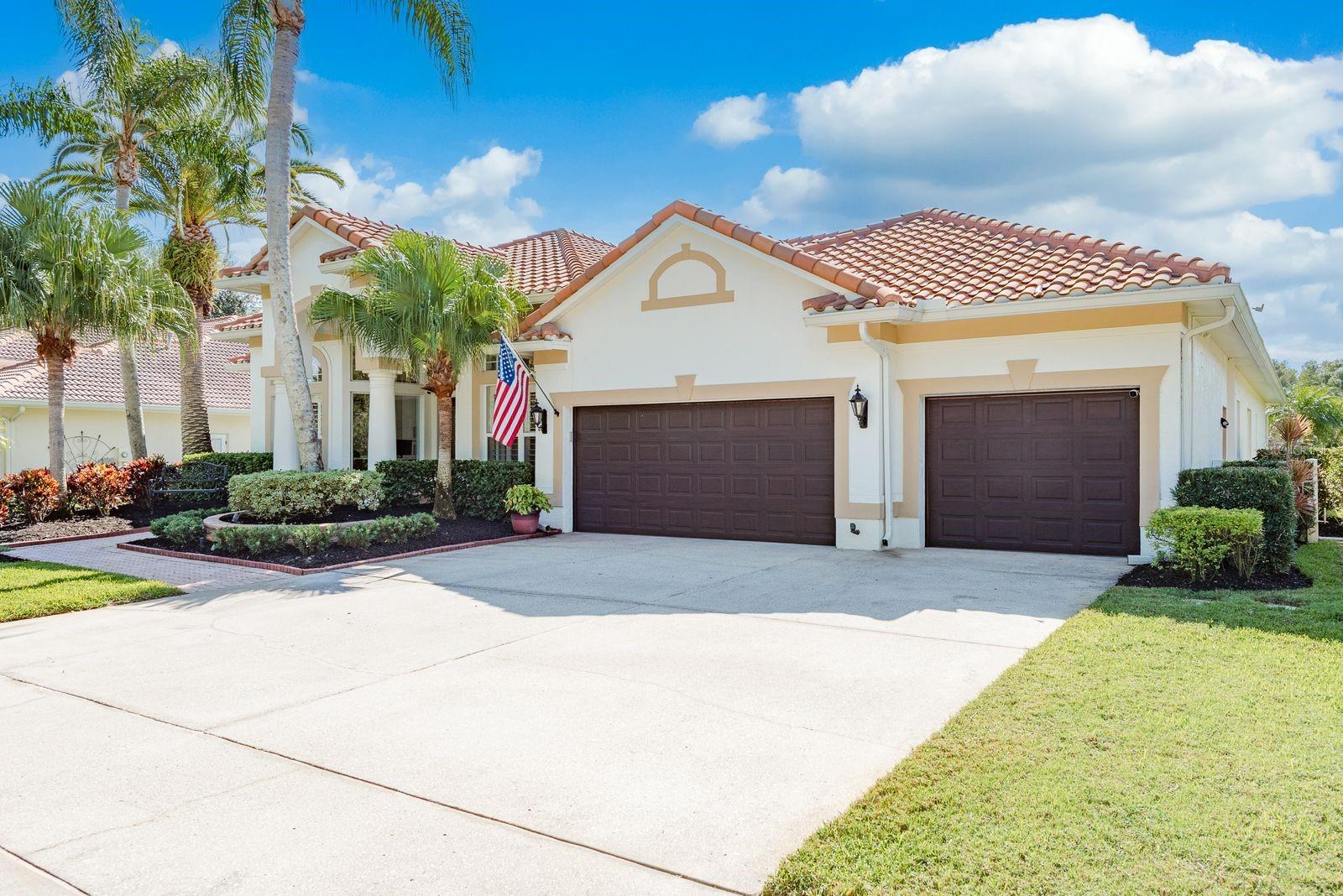 Listing photo id 3 for 10203 Radcliffe Drive