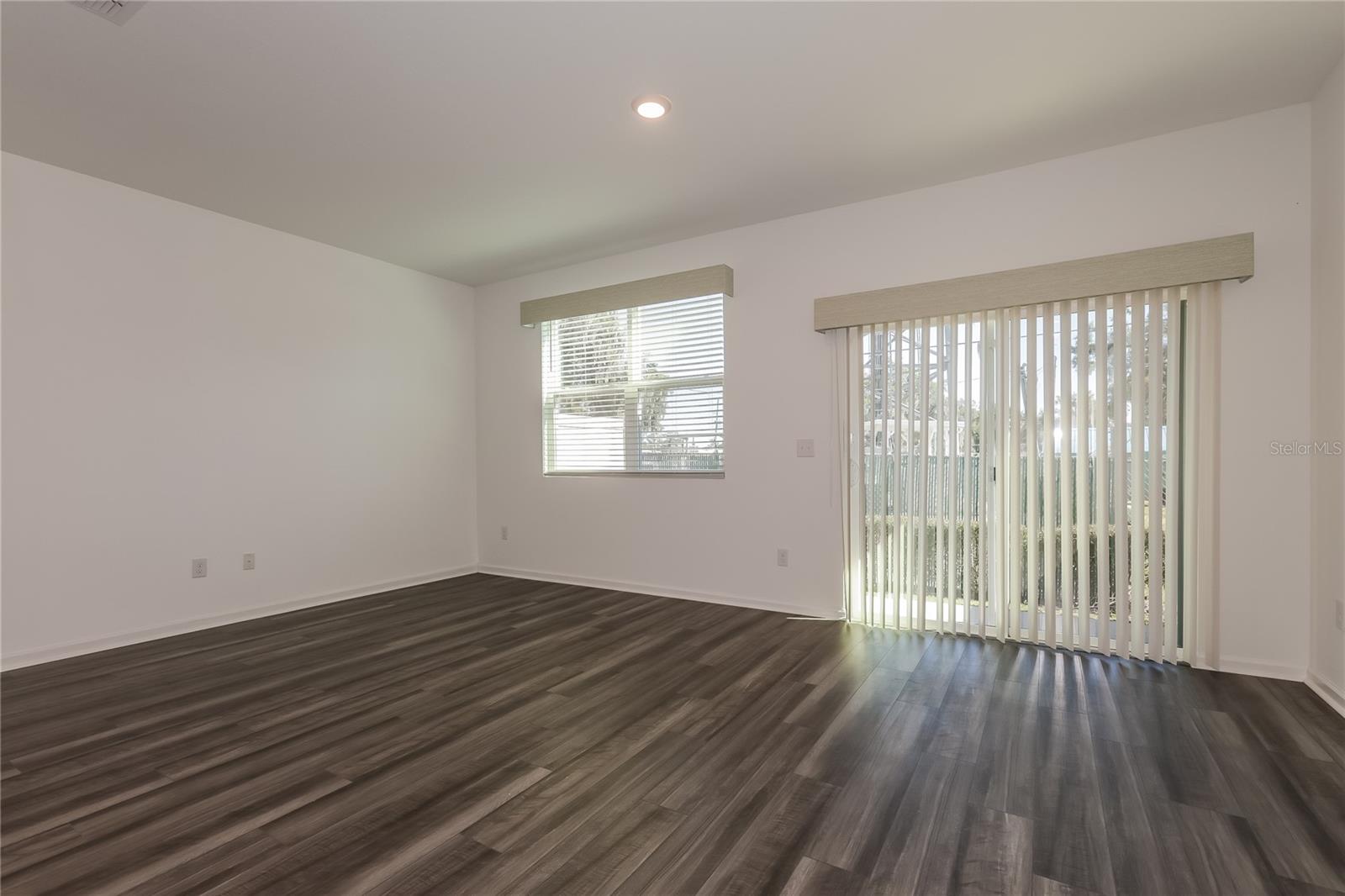 Image 3 of 16 For 6244 Calle Ochoa Street