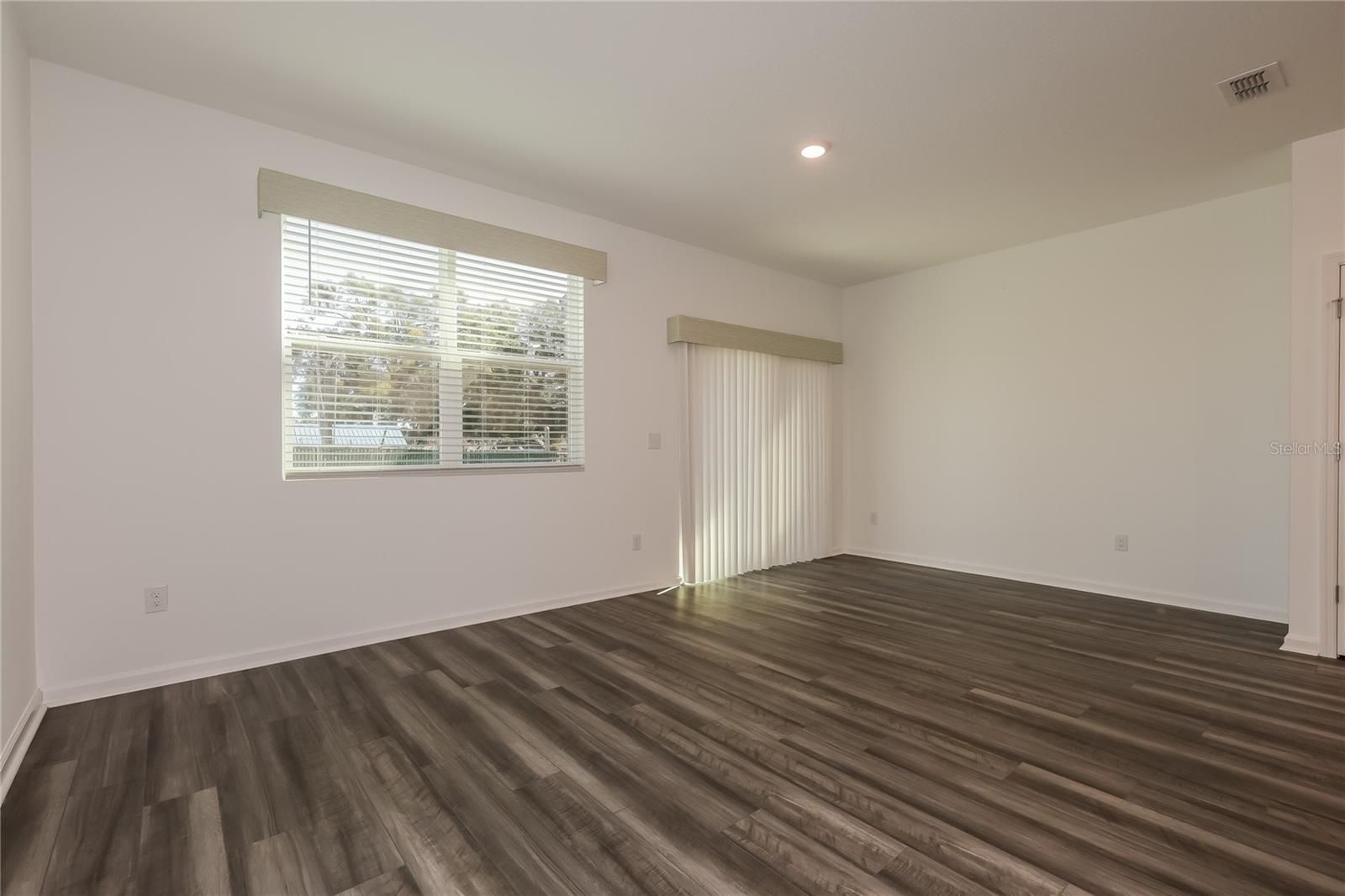 Image 4 of 16 For 6244 Calle Ochoa Street