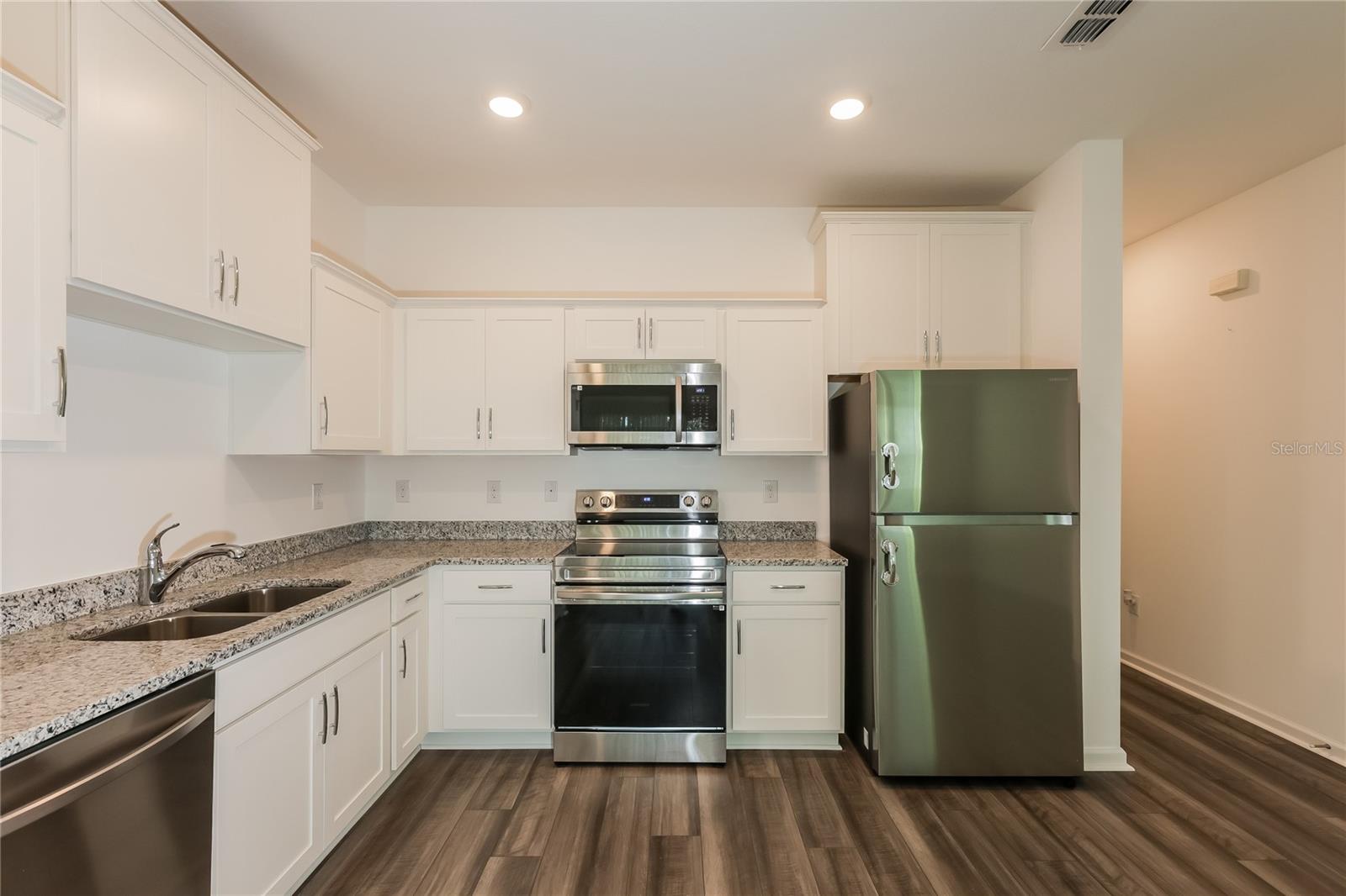 Image 9 of 16 For 6244 Calle Ochoa Street