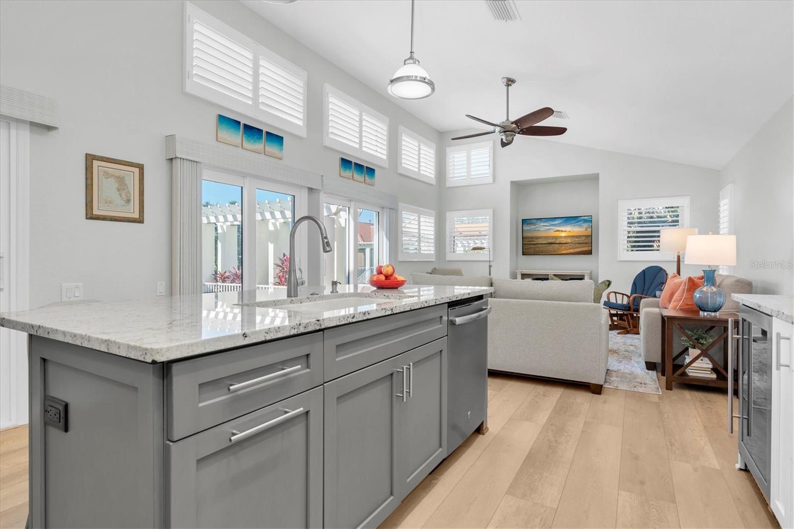 Image 12 of 53 For 18 Jefferson Court S