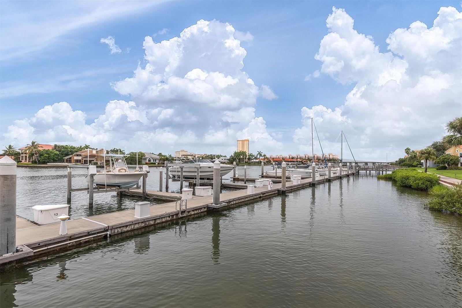 Image 43 of 53 For 18 Jefferson Court S