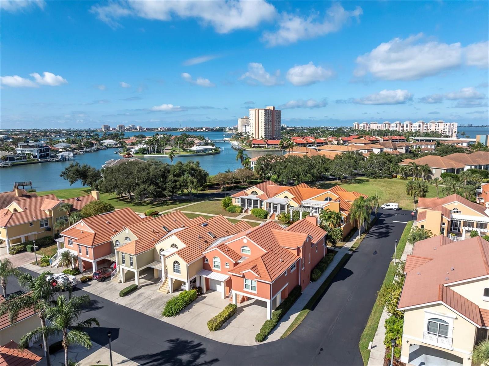 Image 47 of 53 For 18 Jefferson Court S