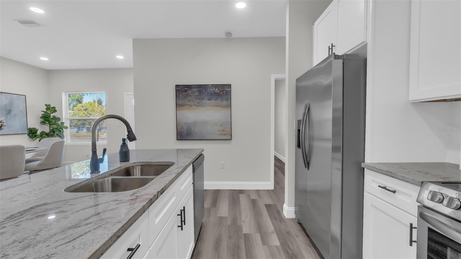 Image 13 of 32 For 1901 31st Street S