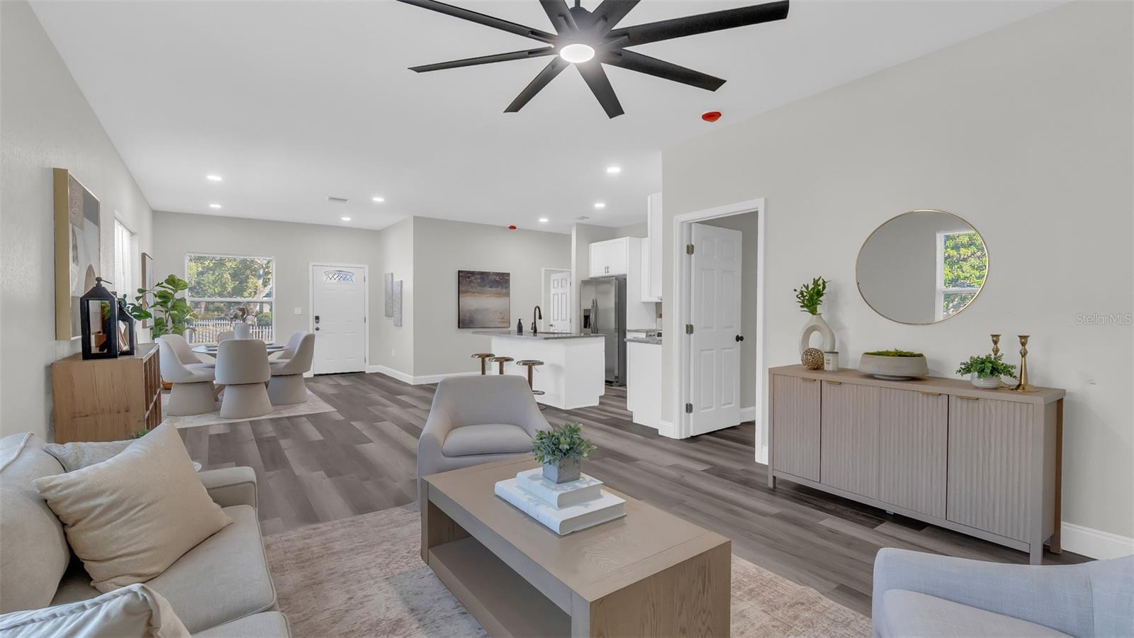 Image 25 of 32 For 1901 31st Street S