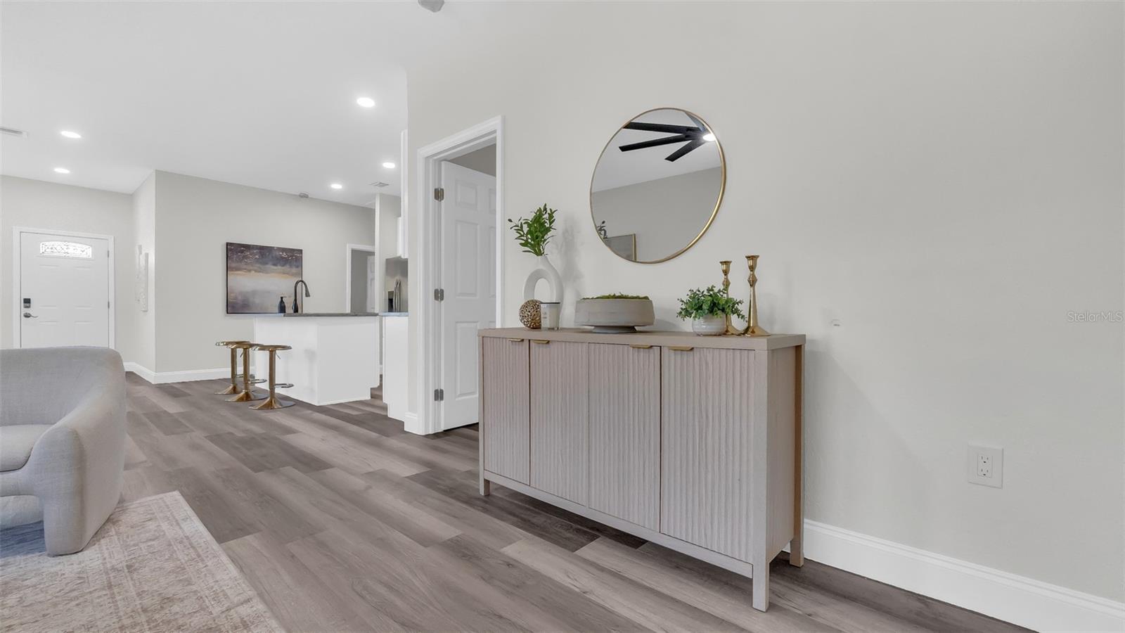 Image 29 of 32 For 1901 31st Street S