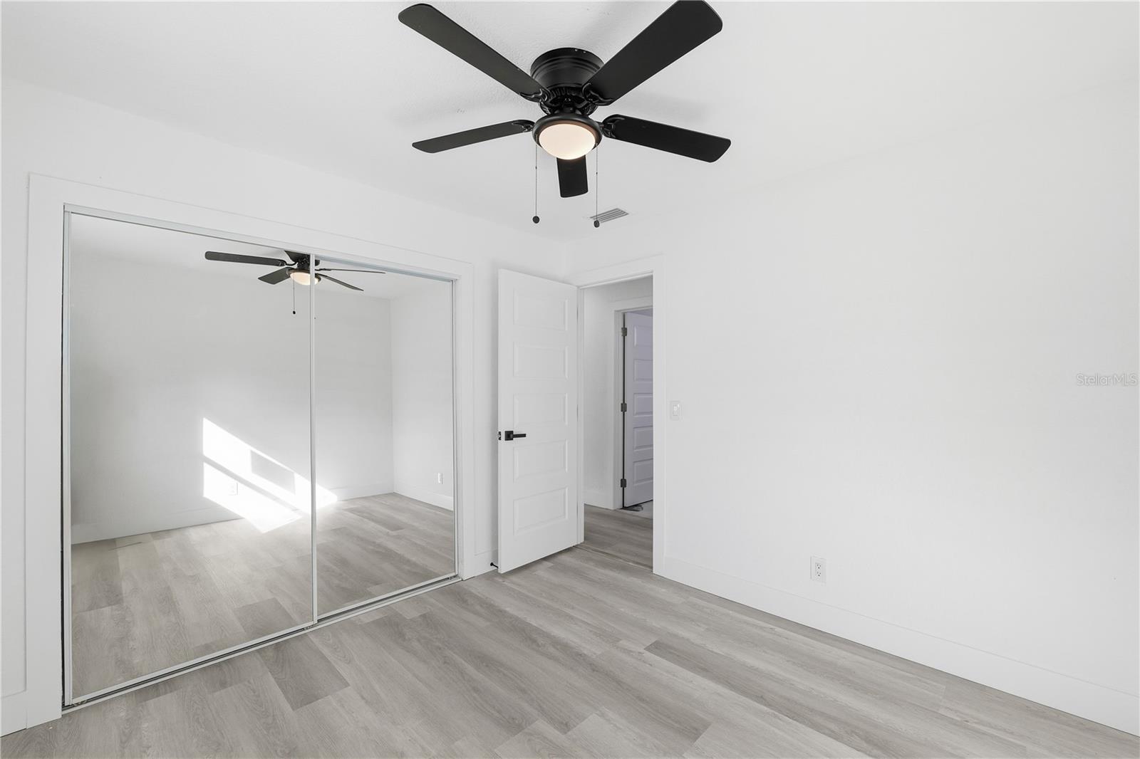 Image 16 of 31 For 6514 Yosemite Drive