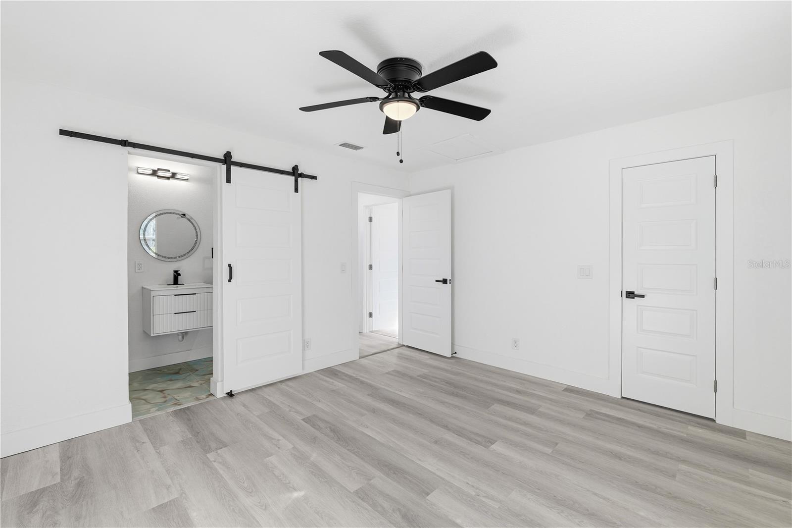 Image 9 of 31 For 6514 Yosemite Drive