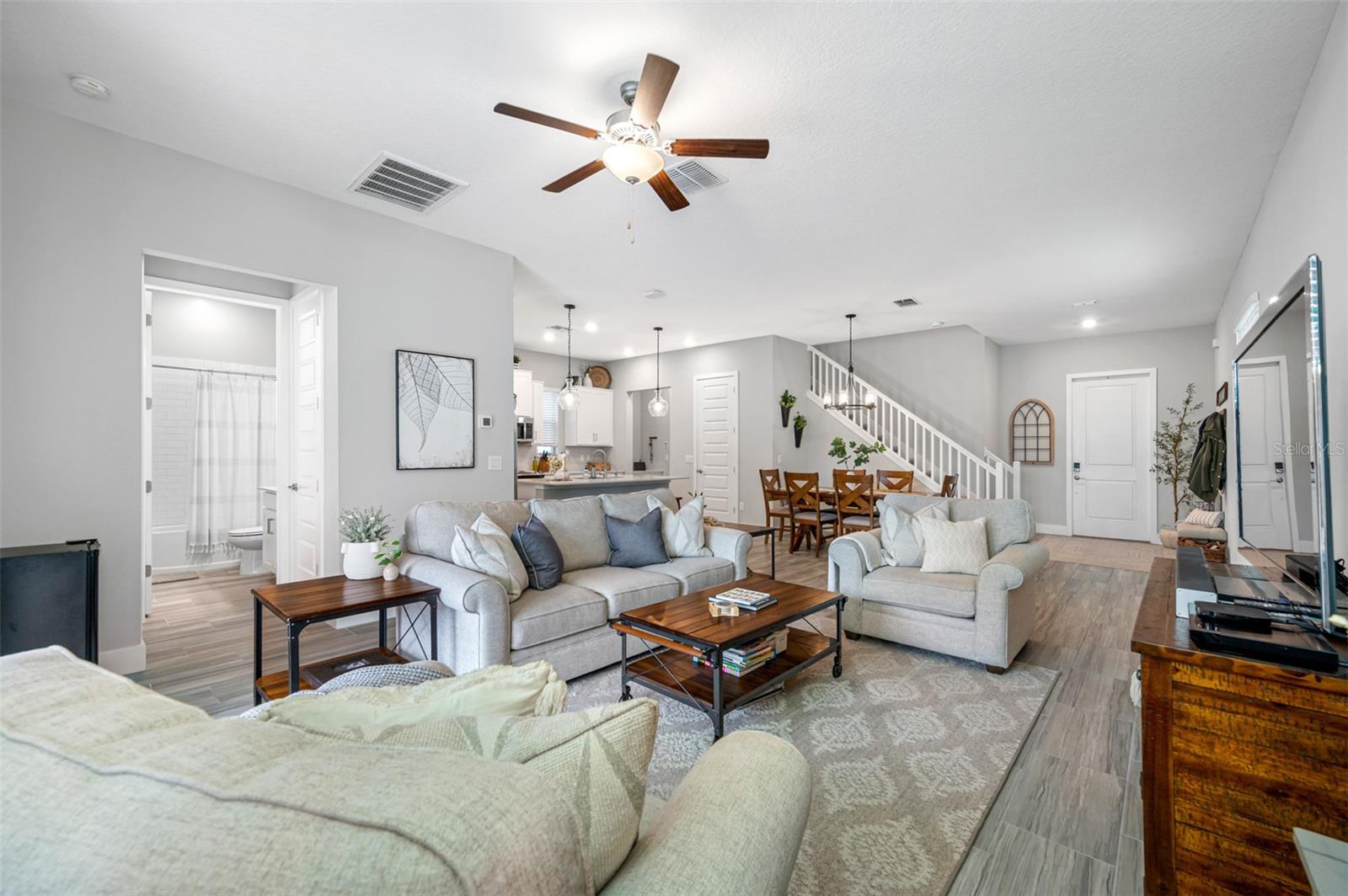 Image 11 of 37 For 7305 Faul Street