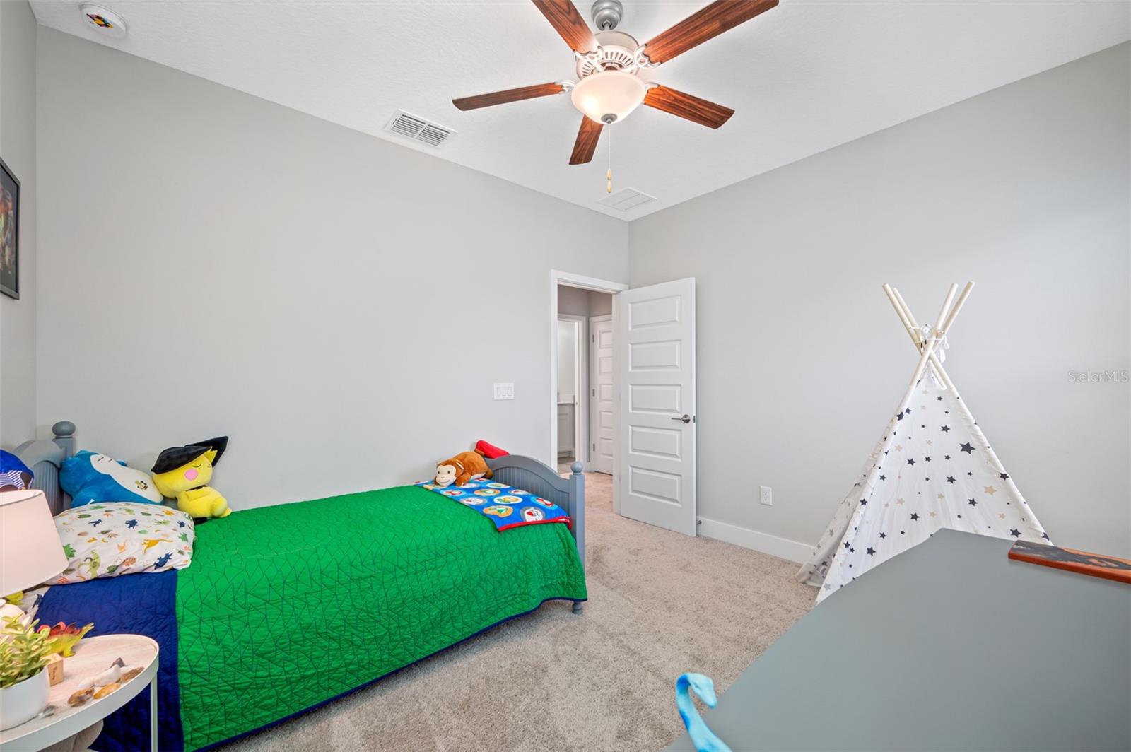 Image 29 of 37 For 7305 Faul Street