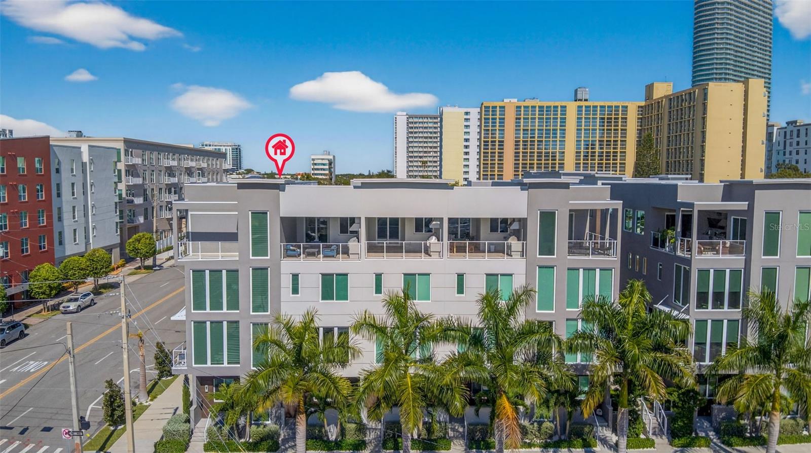 Listing photo id 37 for 577 4th Avenue S