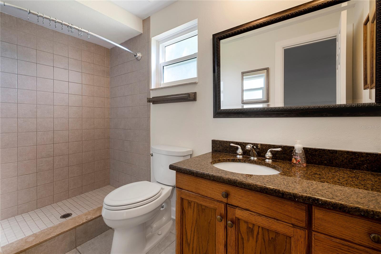 Image 22 of 46 For 10600 119th Street