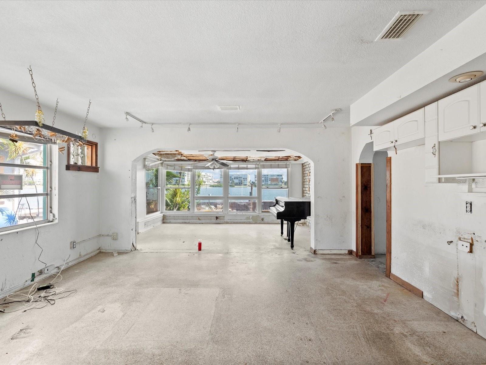 Image 37 of 50 For 7815 Boca Ciega Drive