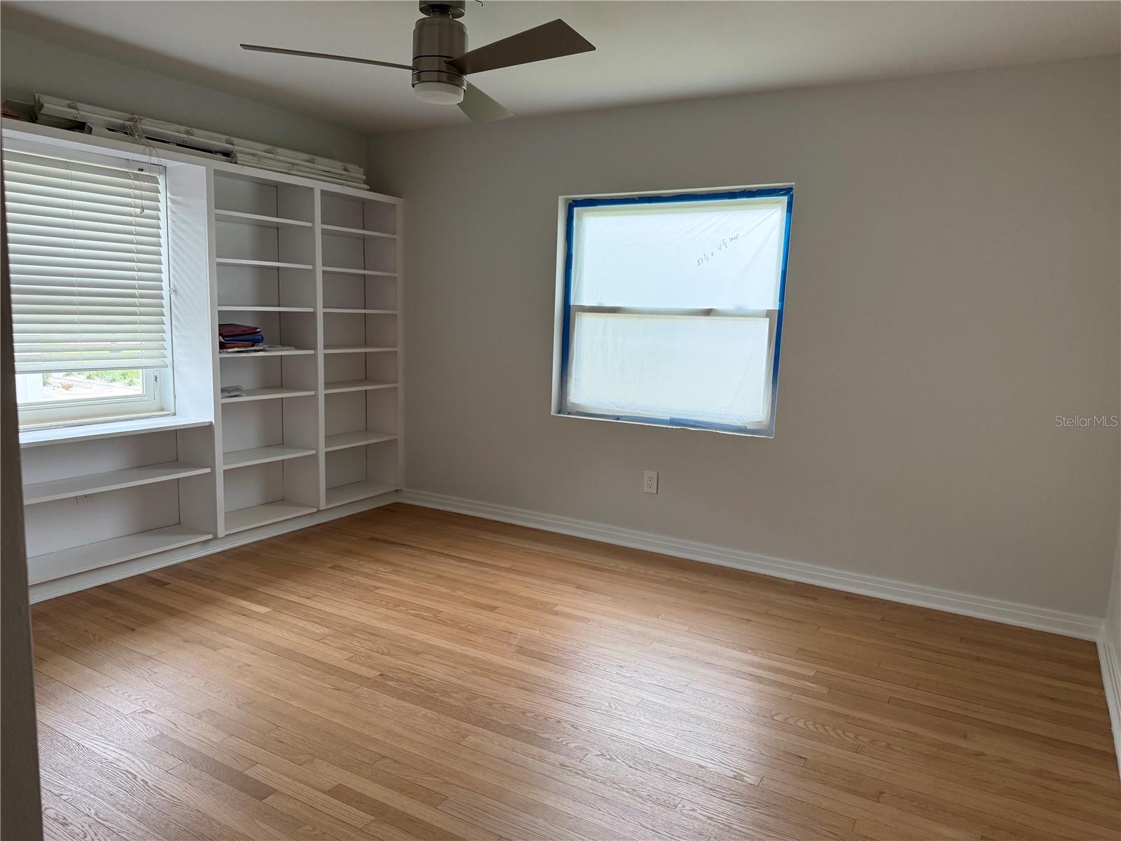 Image 18 of 30 For 6221 6th Avenue N