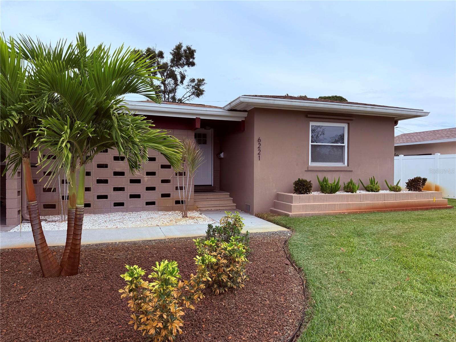 Image 2 of 30 For 6221 6th Avenue N