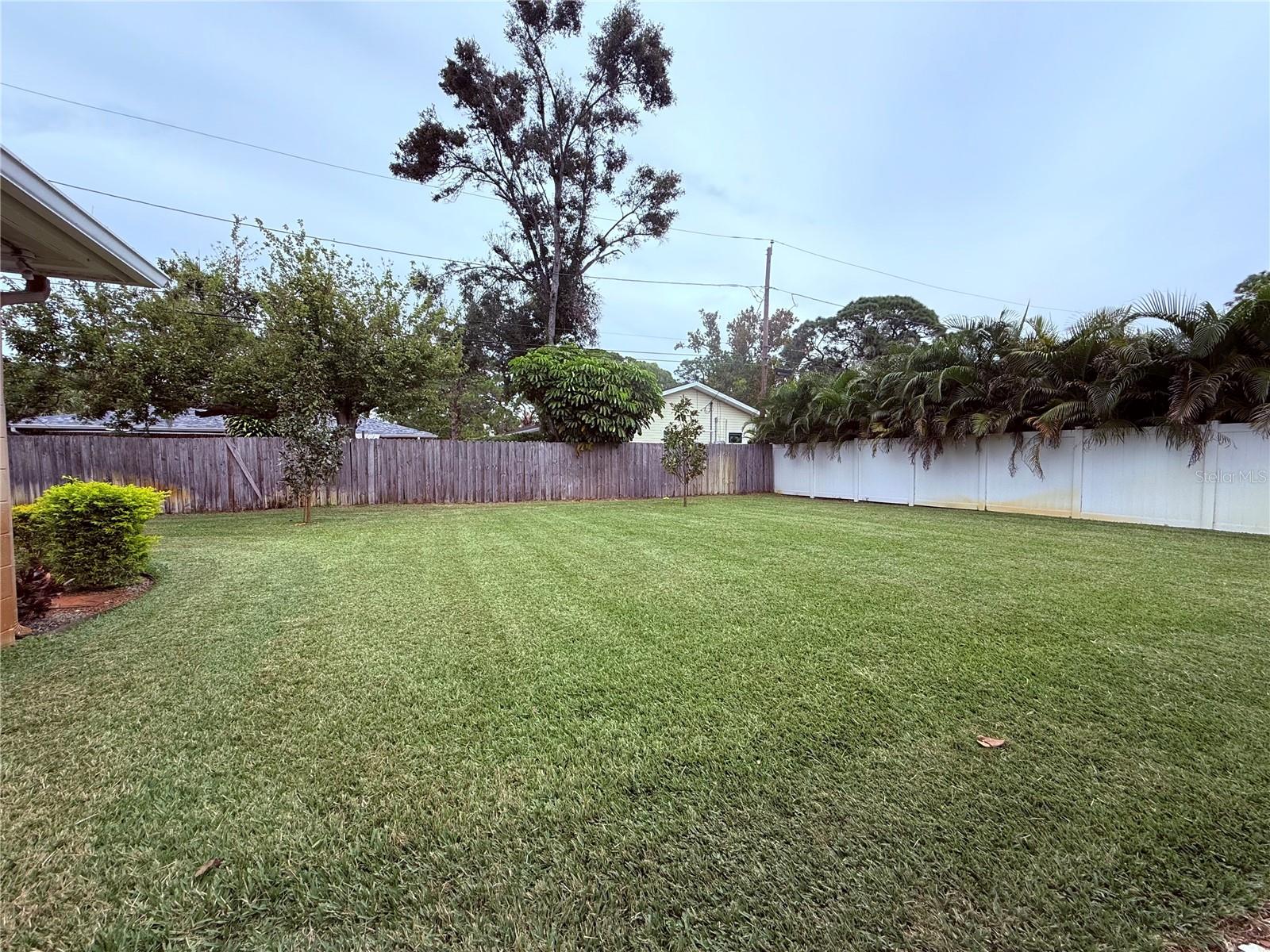 Image 24 of 30 For 6221 6th Avenue N