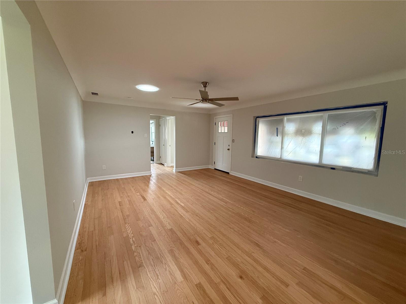 Image 8 of 30 For 6221 6th Avenue N