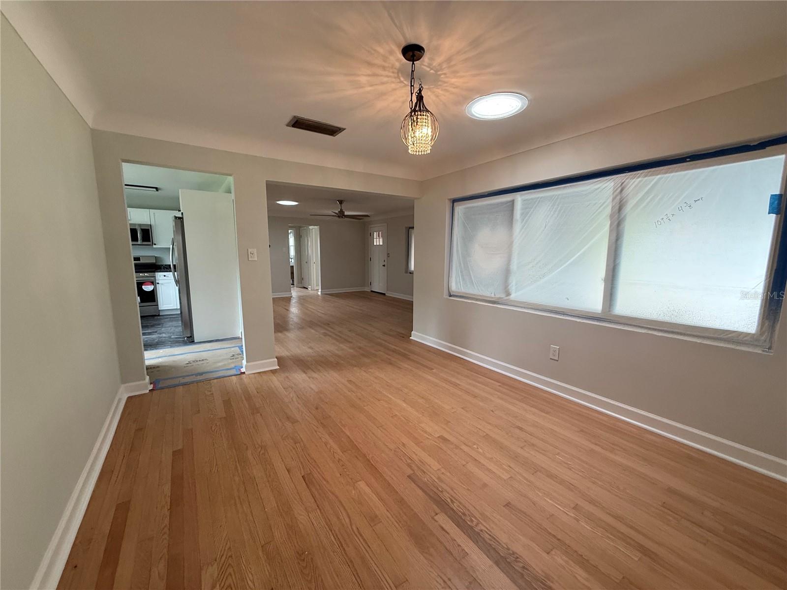 Image 9 of 30 For 6221 6th Avenue N