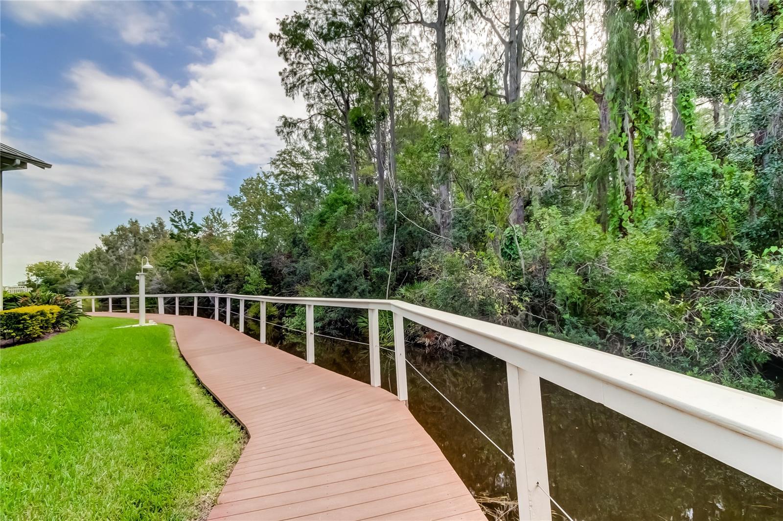 Image 24 of 39 For 2599 Dolly Bay Drive 306