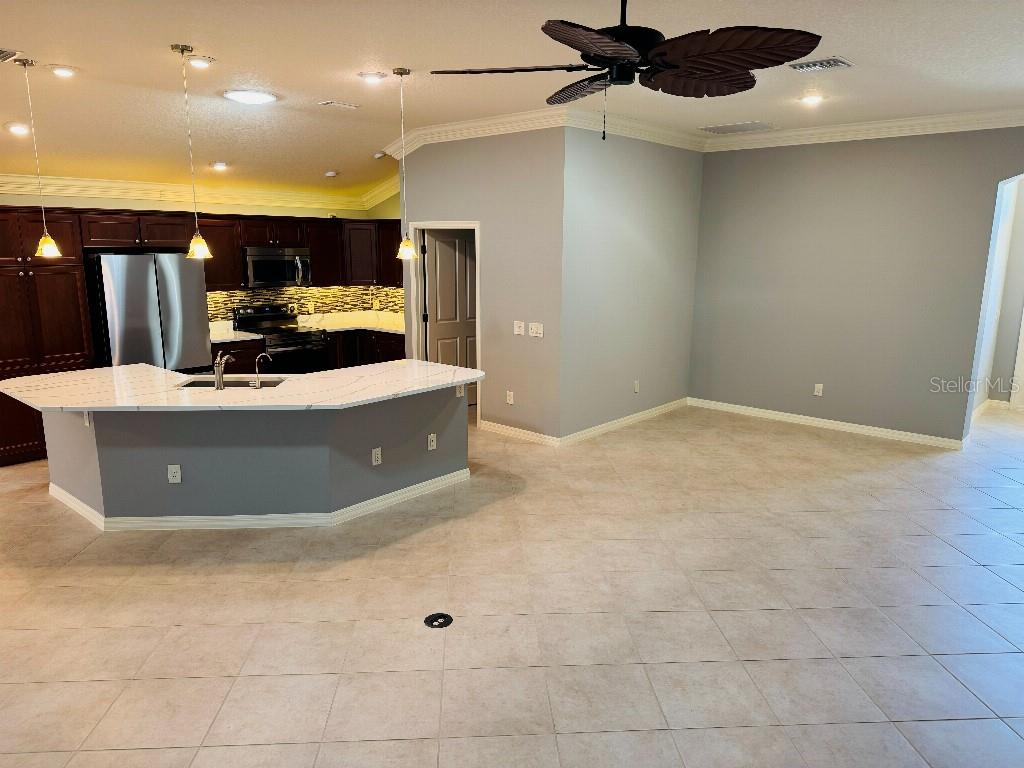 Image 5 of 15 For 1371 Owl Drive