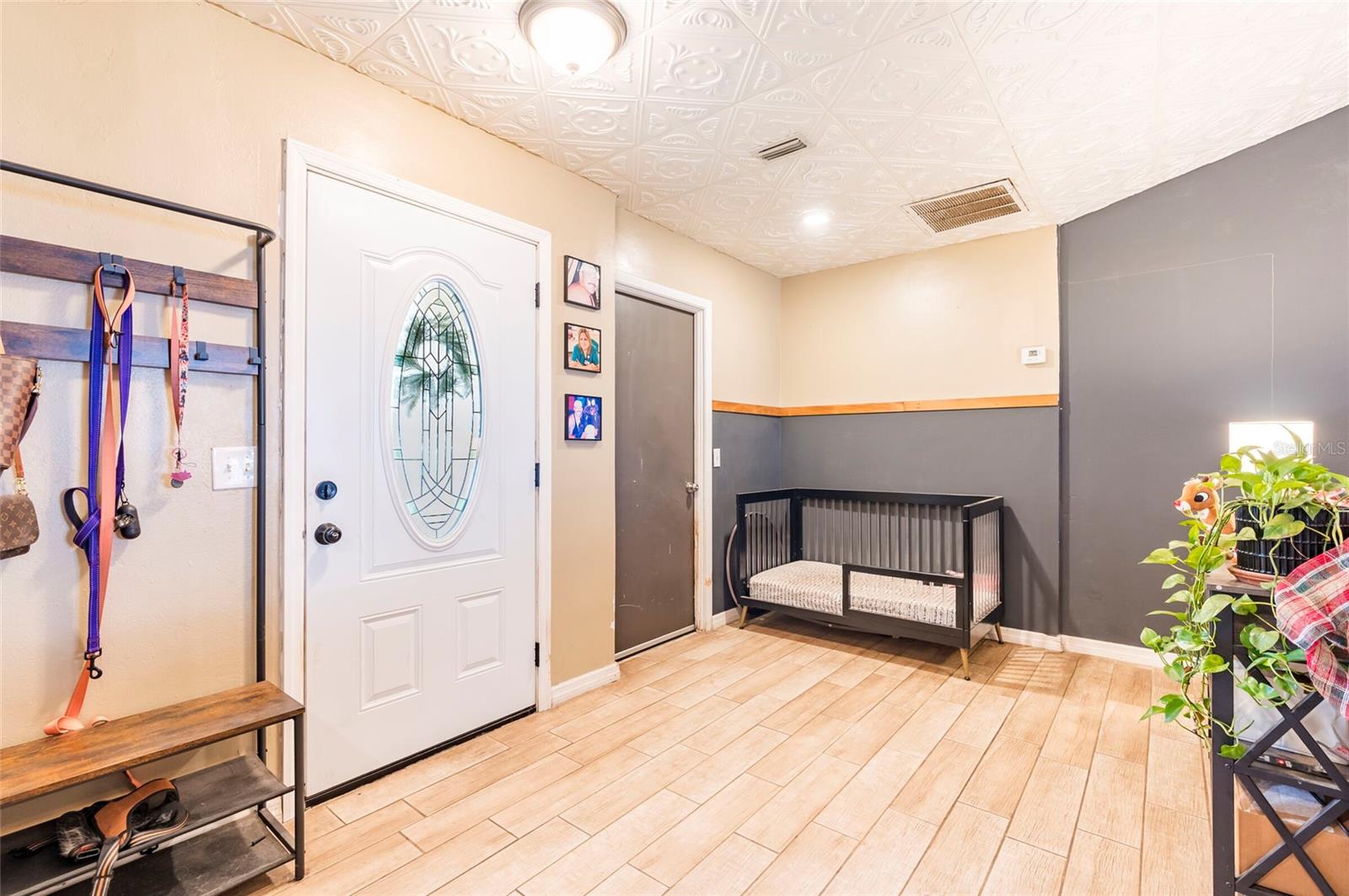 Image 4 of 21 For 8421 Unity Drive