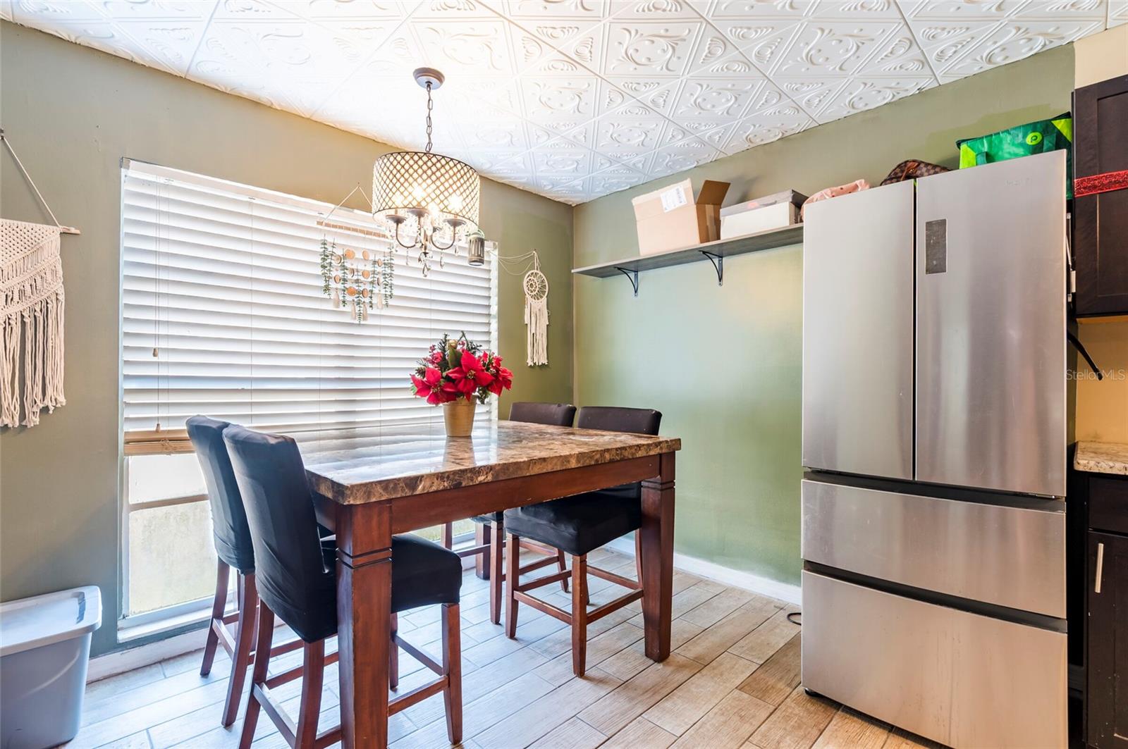 Image 9 of 21 For 8421 Unity Drive