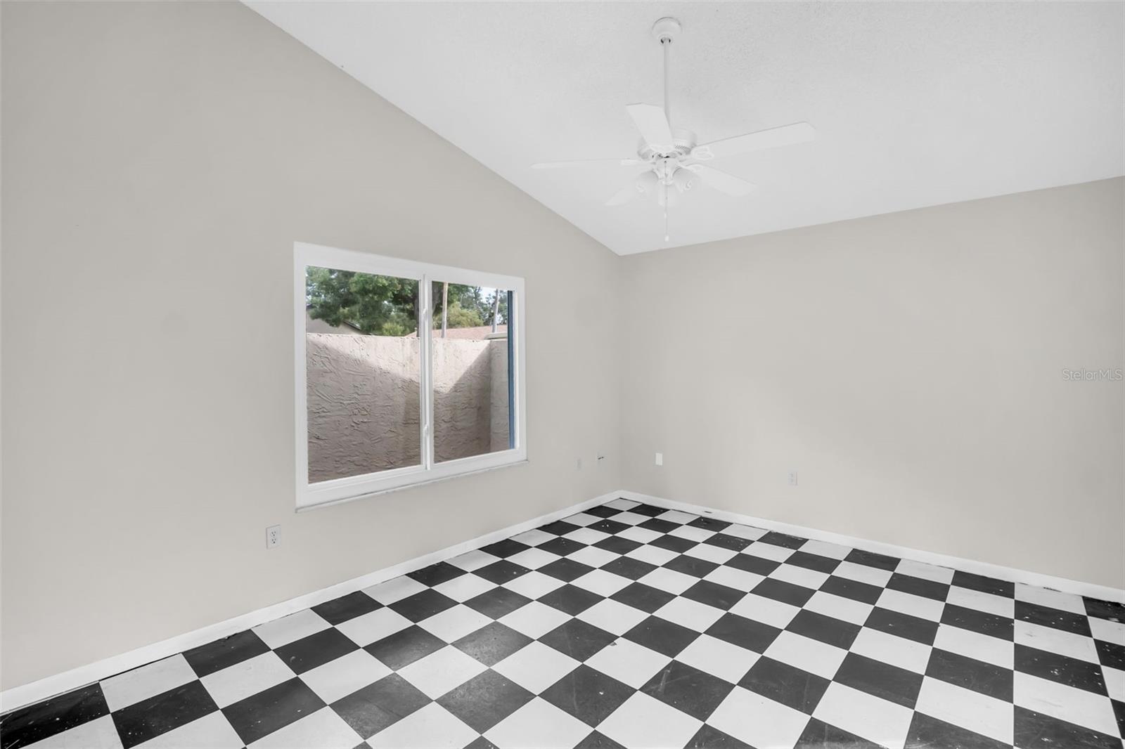 Image 14 of 67 For 2714 Jeffrey Drive