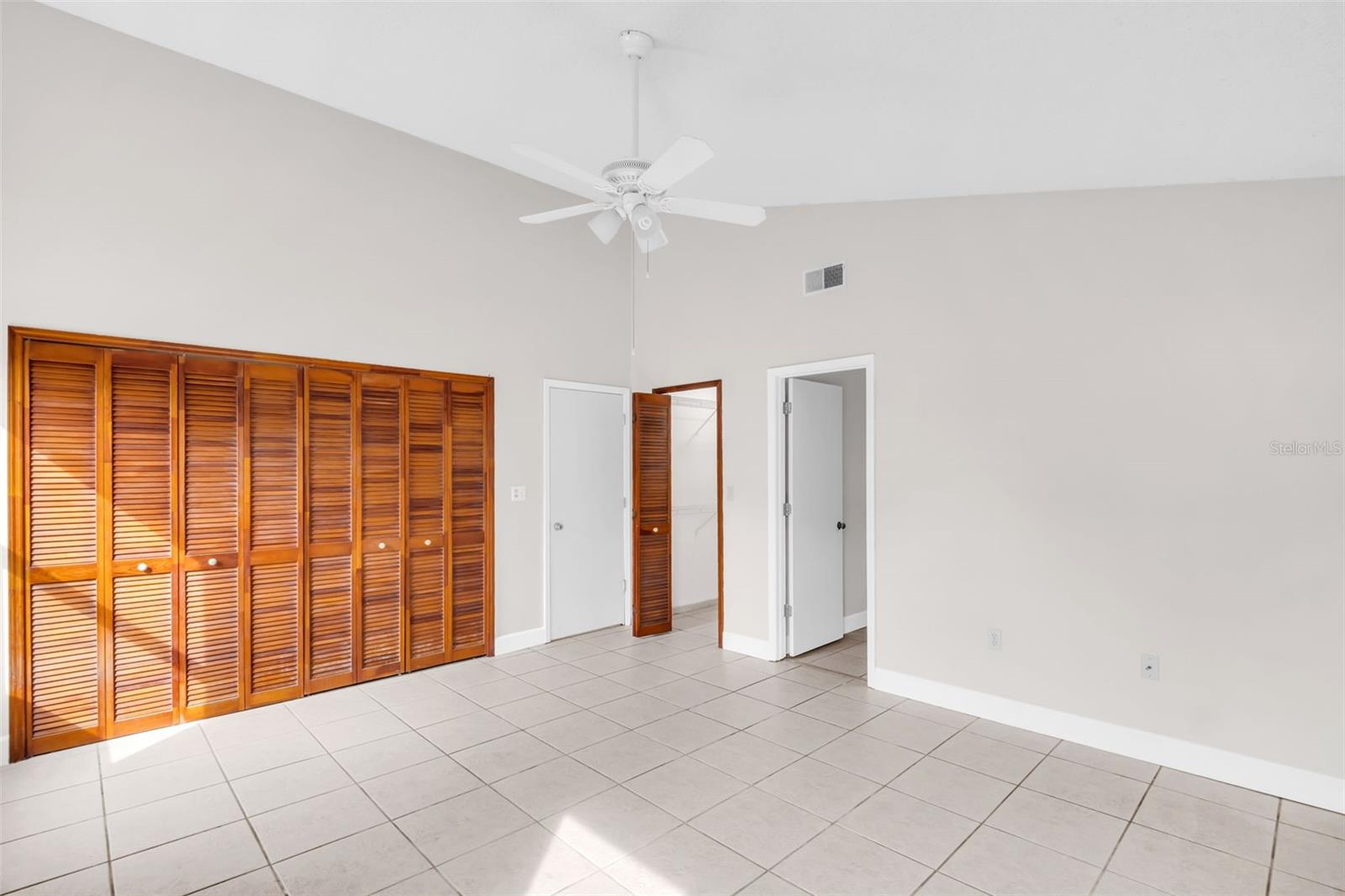 Image 19 of 67 For 2714 Jeffrey Drive