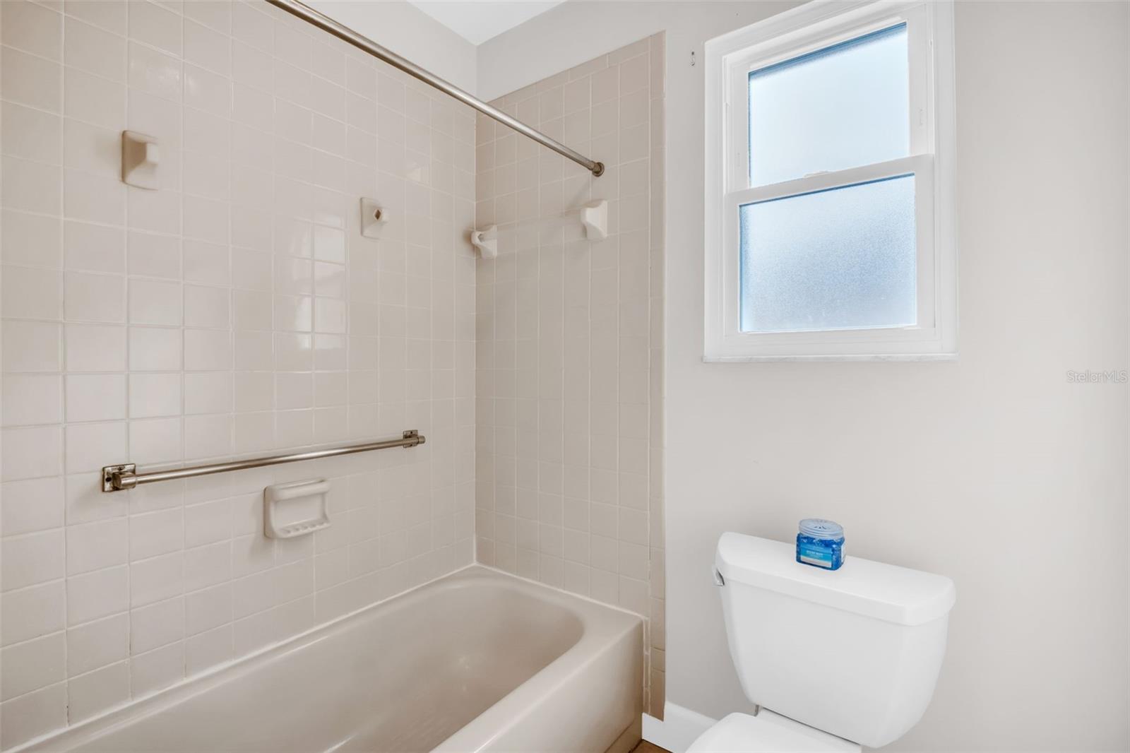 Image 29 of 67 For 2714 Jeffrey Drive