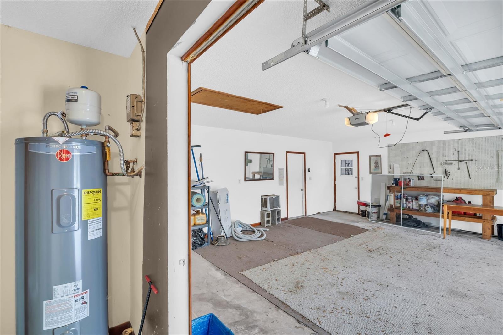 Image 42 of 67 For 2714 Jeffrey Drive