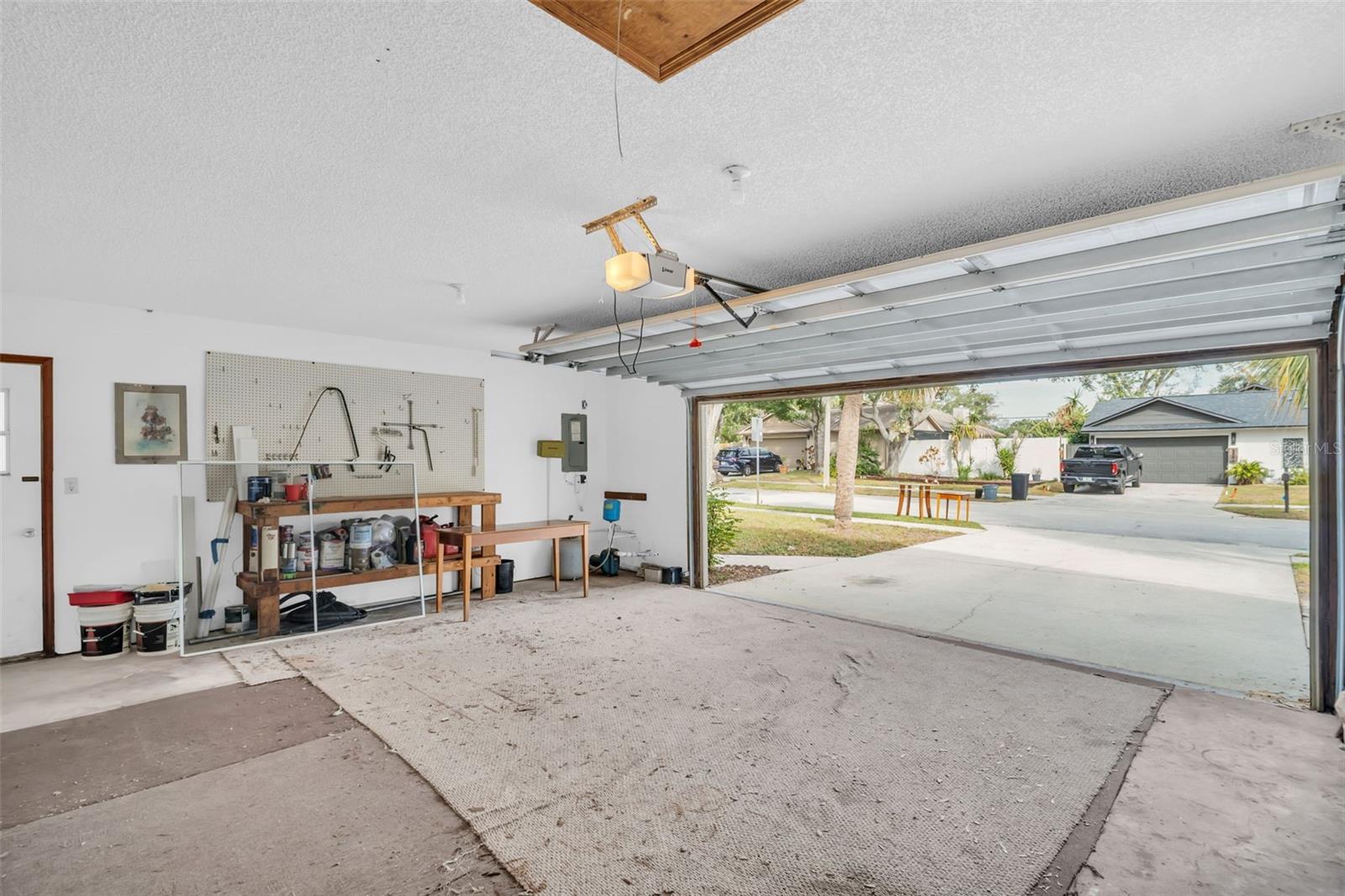 Image 44 of 67 For 2714 Jeffrey Drive