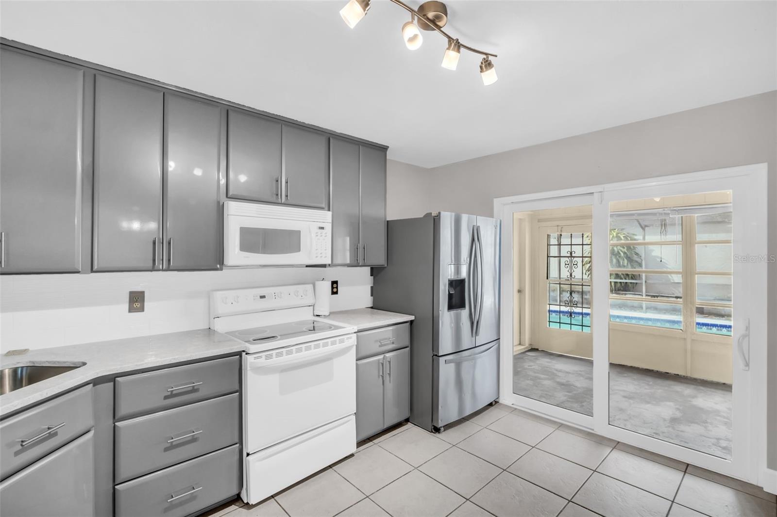 Image 8 of 67 For 2714 Jeffrey Drive